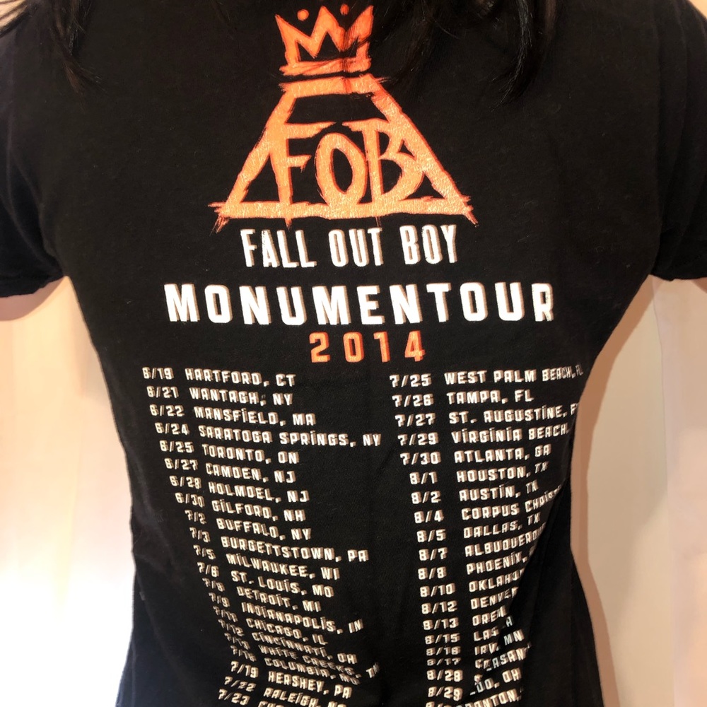Fall out boy tee - Picture 2 of 2